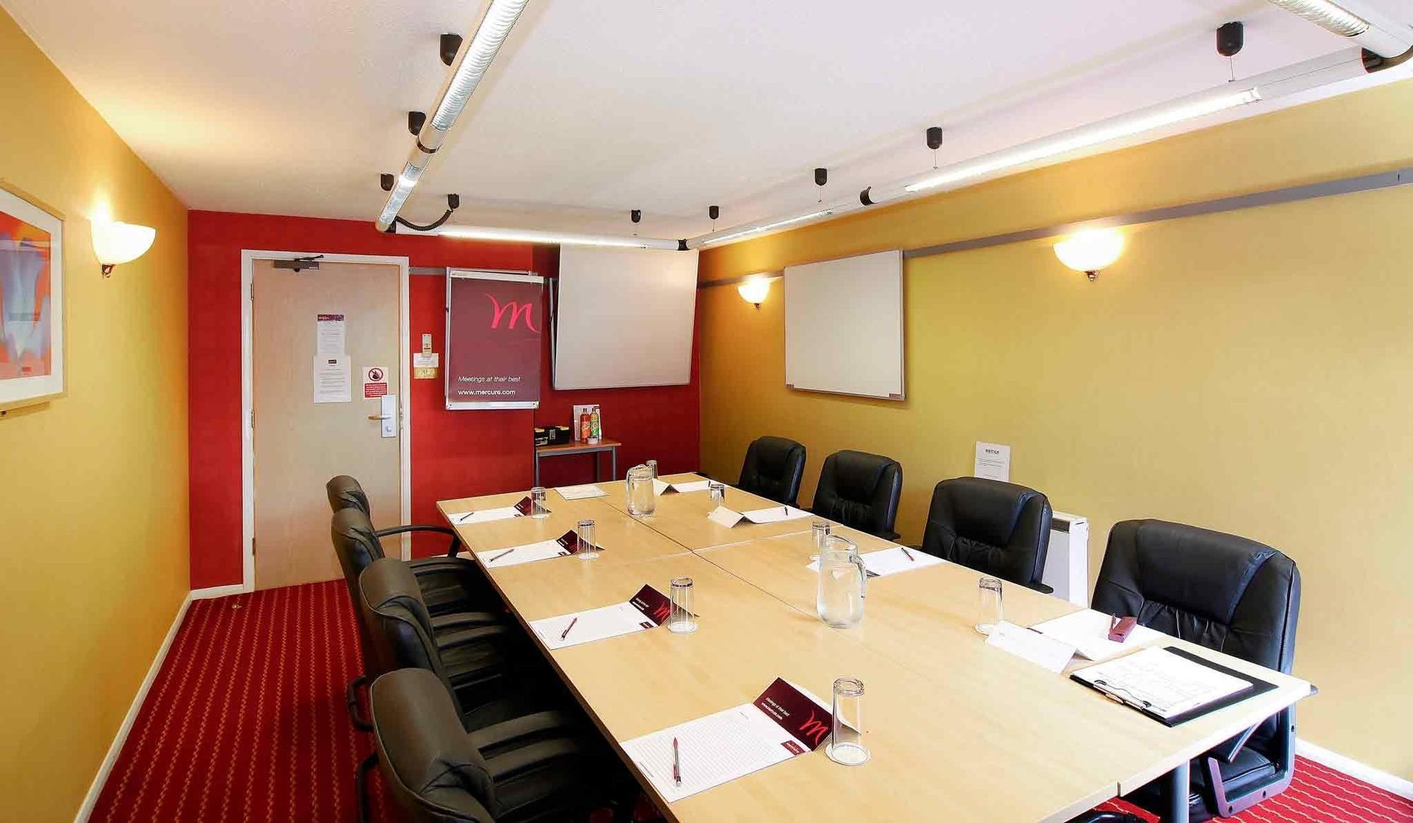 Mercure Hatfield Oak Hotel Kültér fotó